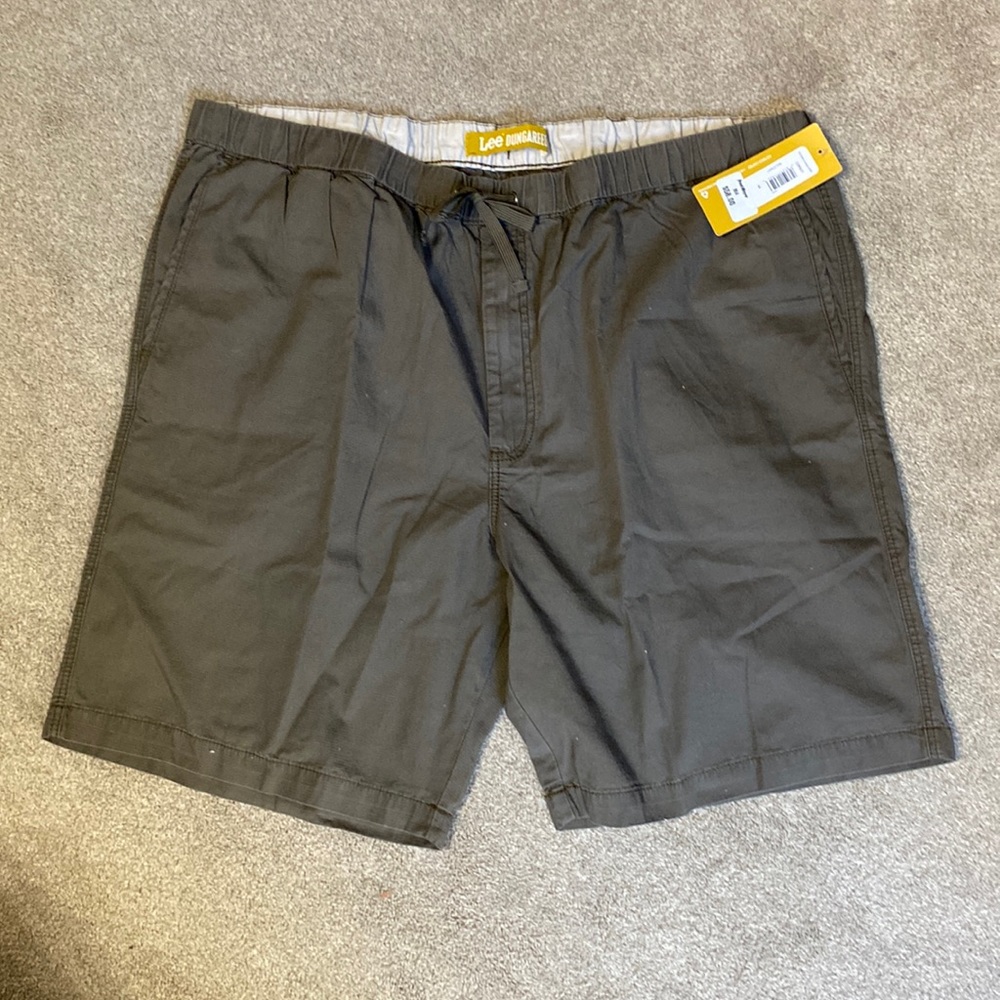 Lee Brown Shorts Size 44 New With Tags